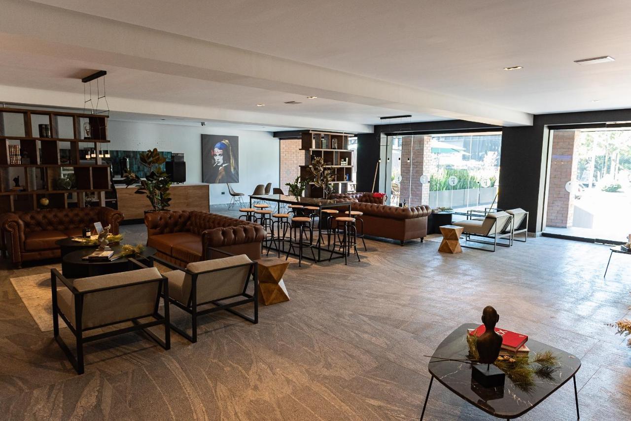 Fulton Business Luxury Hotel Guadalajara Dış mekan fotoğraf